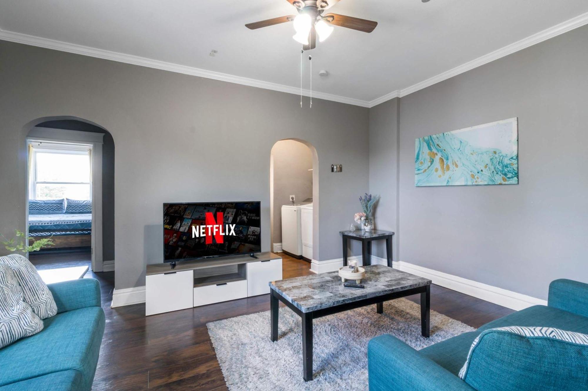 Roomy 2Br-1Ba Wfh Desk & Backyard Saint Louis Esterno foto